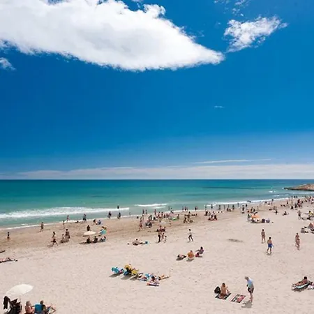 Rosi: Beachside Retreat With Wi-fi *